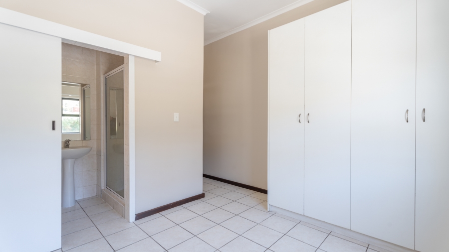 2 Bedroom Property for Sale in Admirals Park Western Cape